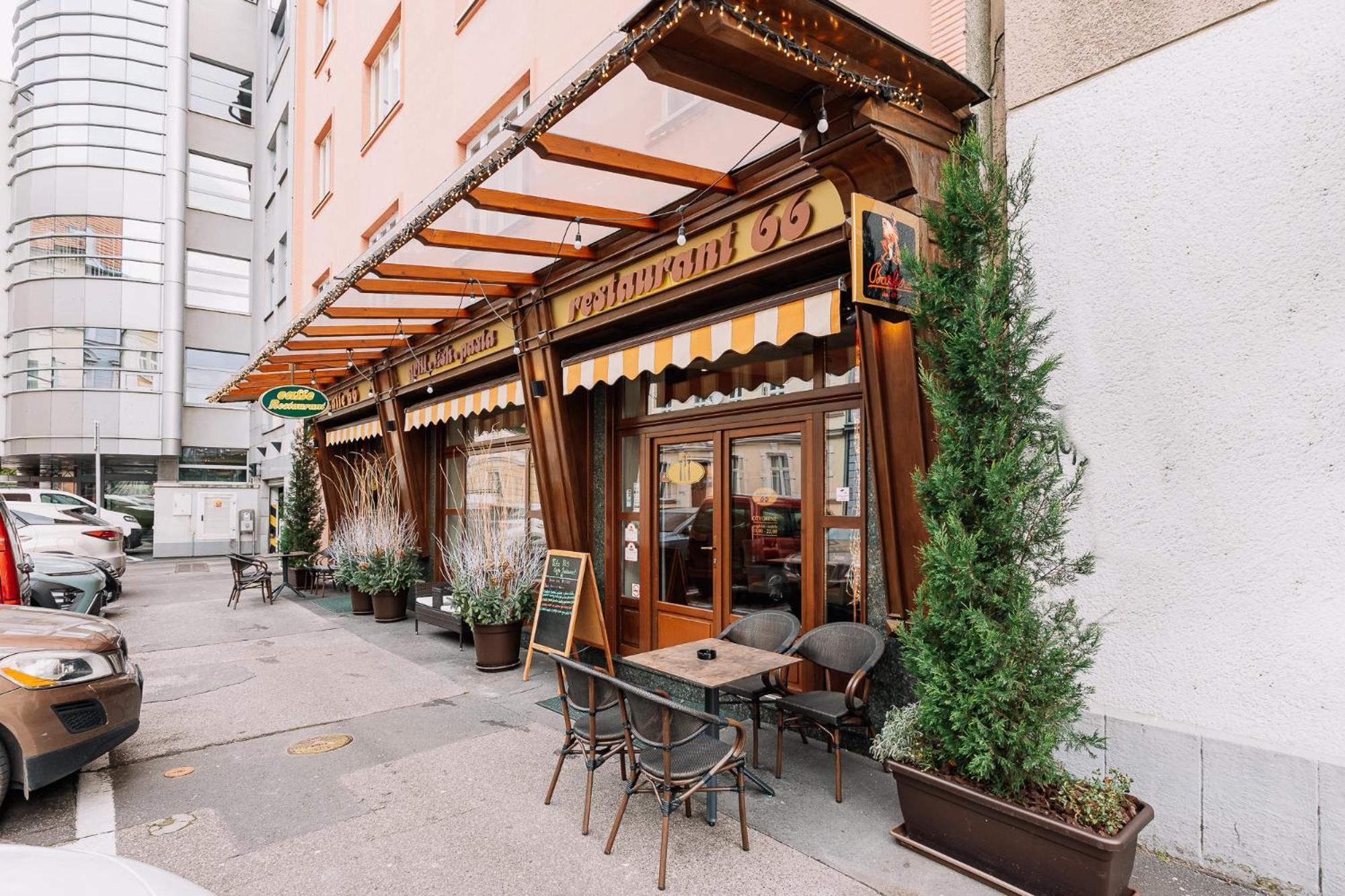 Skau 2 Old Town Family & Business Apartment 2 Floor Free Parking 布拉迪斯拉发 外观 照片